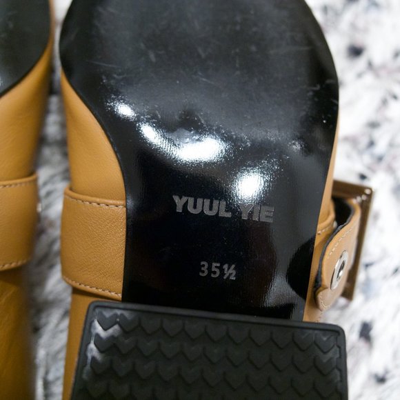 Korean Brand YUUL YIE Tan Stylish Flats Leather - Picture 4 of 7